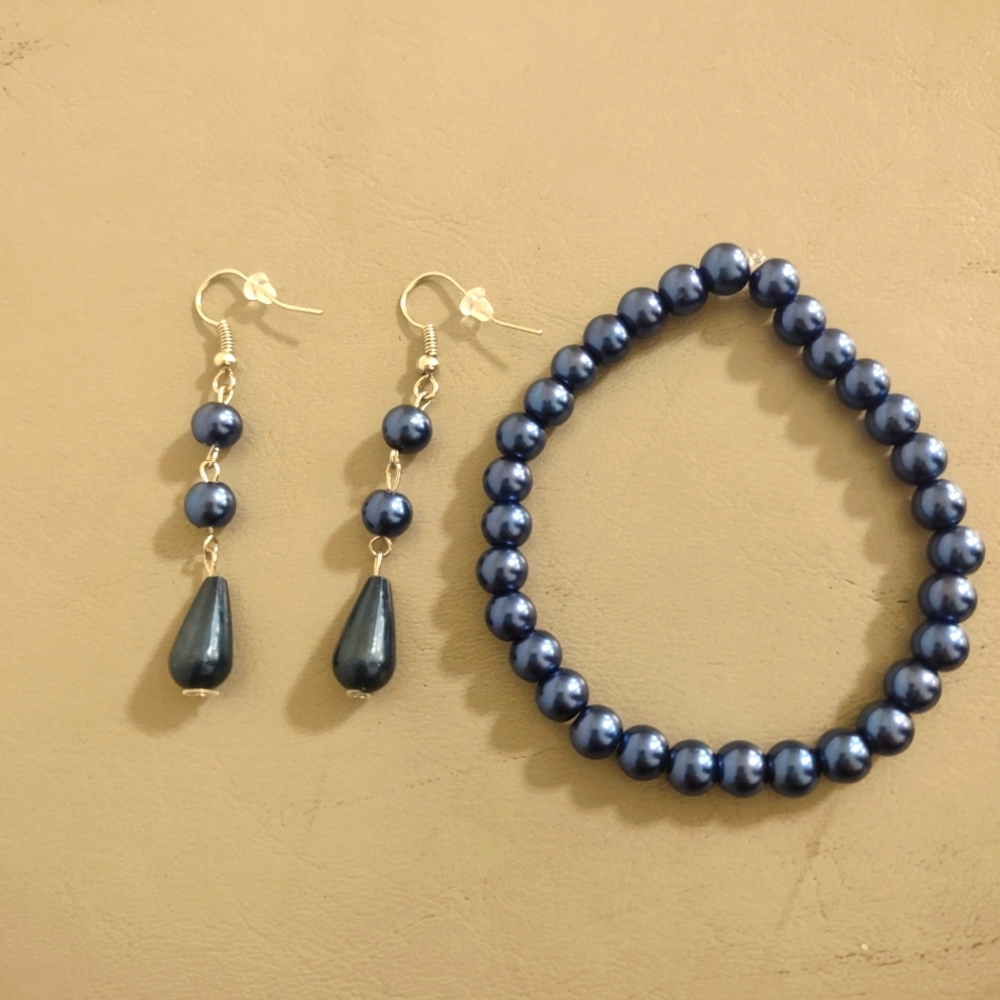 Blue & Silver Dangle Earring and Bracelet Set